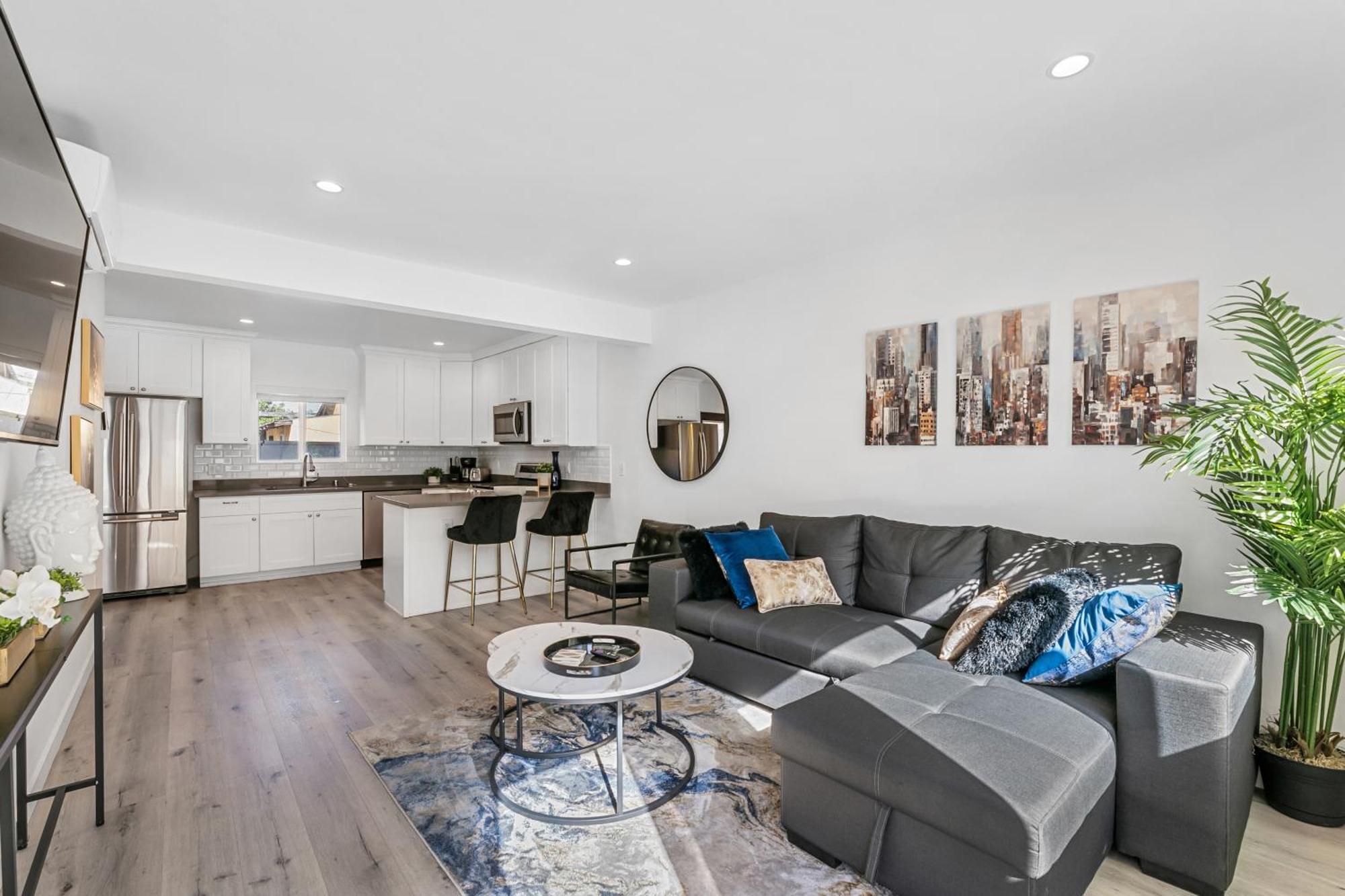 Muirfield Chic City Bungalow With Parking 로스앤젤레스 외부 사진