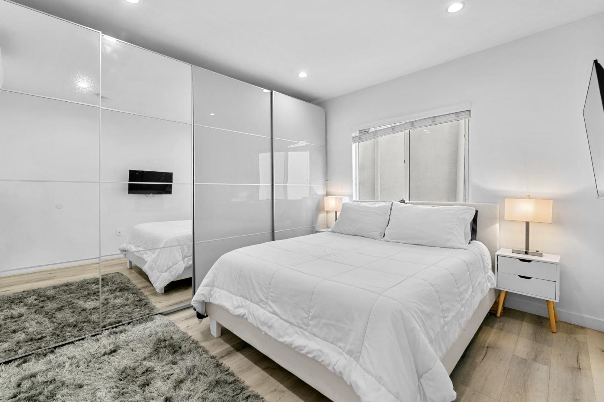 Muirfield Chic City Bungalow With Parking 로스앤젤레스 외부 사진