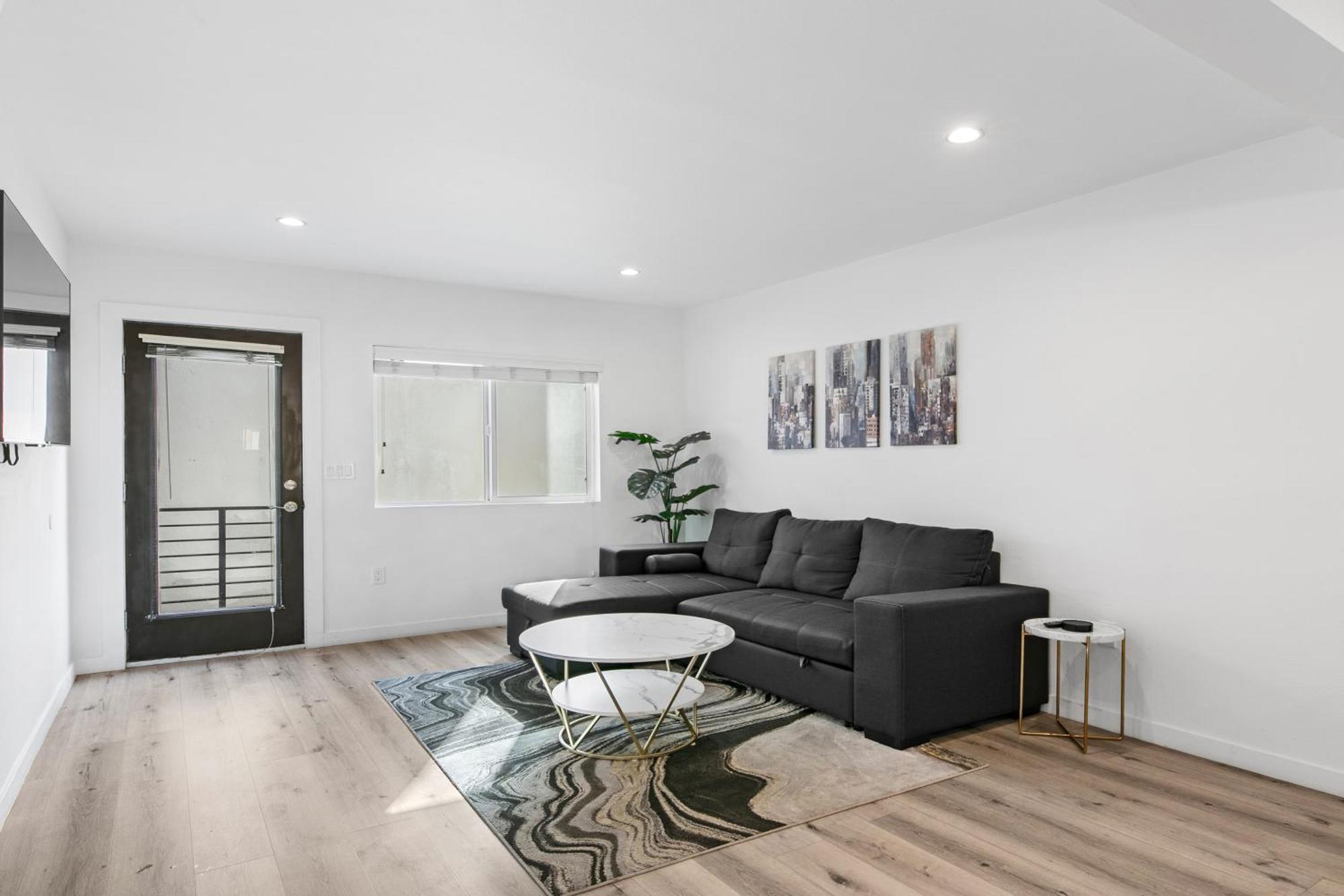 Muirfield Chic City Bungalow With Parking 로스앤젤레스 외부 사진